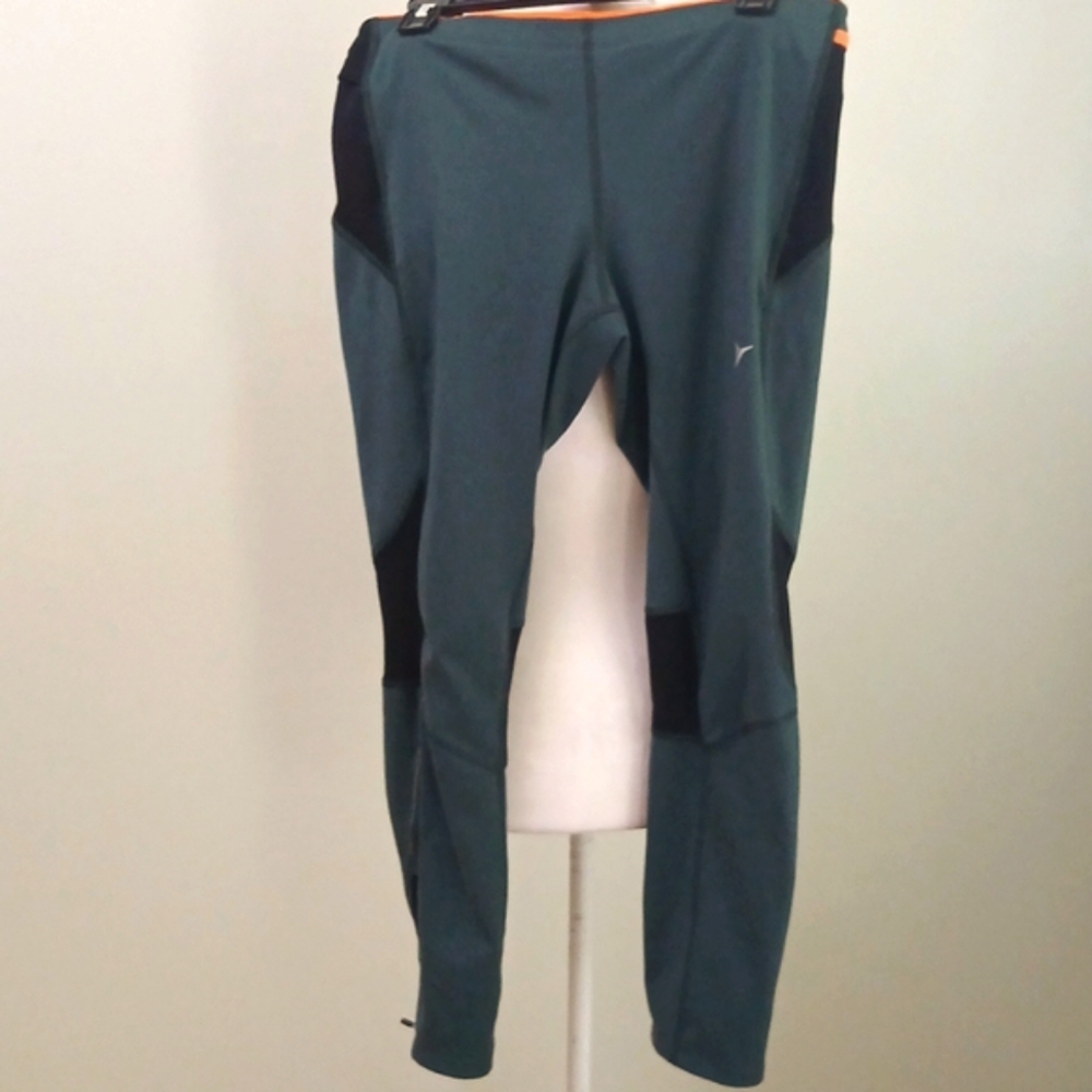 2/$15 Old Navy Go Dry Leggings